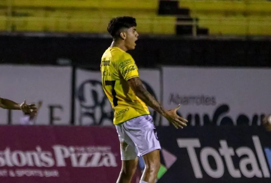 El cabeño eliminó a Atlético La PAz