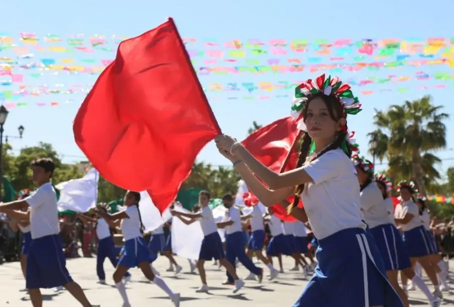 Habitantes de San José del cabo disfrutaron también del desfile