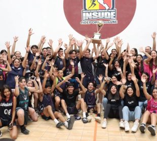 la paz domina en basquetbol