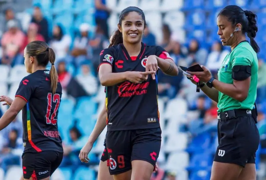 La cabeña Daniela Espinoza en la Liga MX Femenil