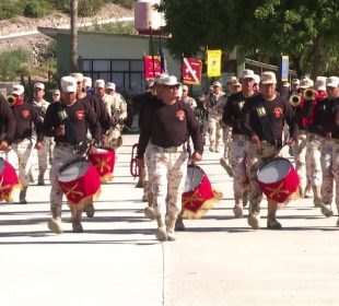 Militares ensayando para desfile