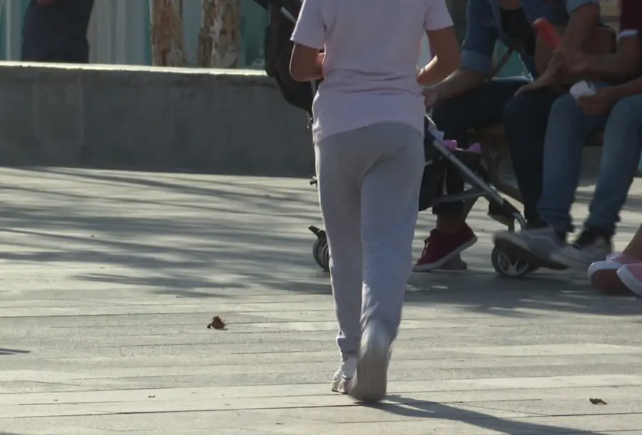 Mujer caminando