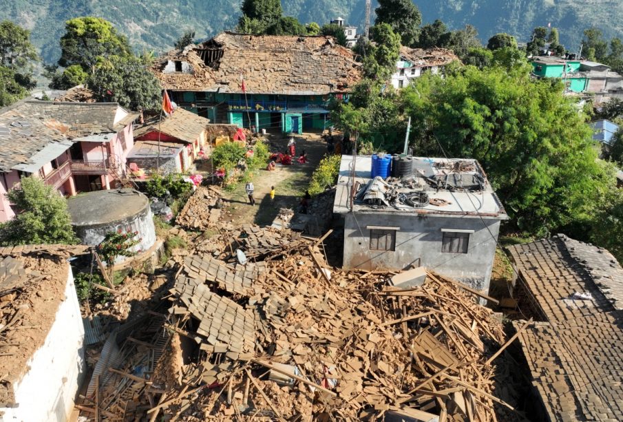 Desastres por el sismo en Nepal