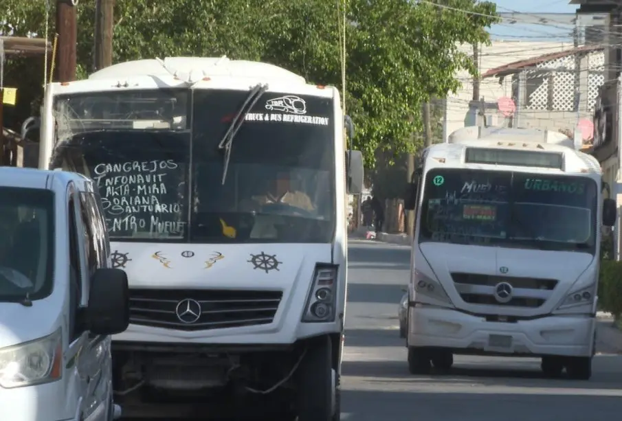 Usuarios del transporte público denuncian falta de atención de la autoridad