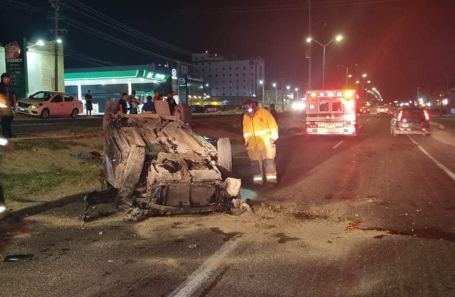 Volcadura en el Tezal