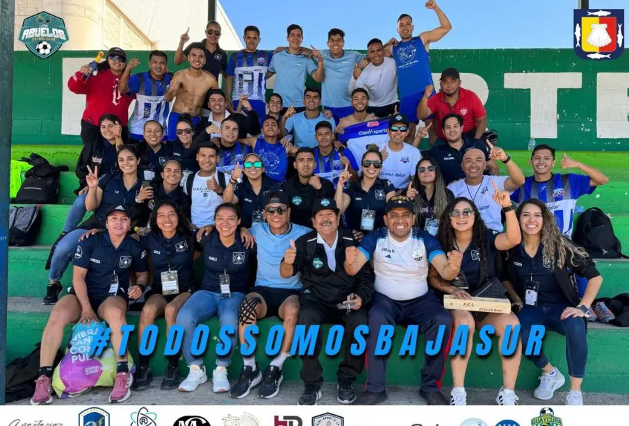 Equipo "Los Abuelos" de futbol de La Paz