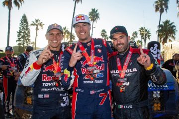 Bryce Menzies, Luke McMillin y Mike Walser en la Baja 1000