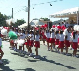 Tabla rítmica en desfile de la Revolución