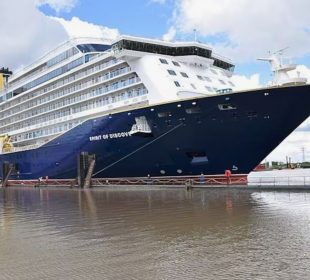 Crucero internacional