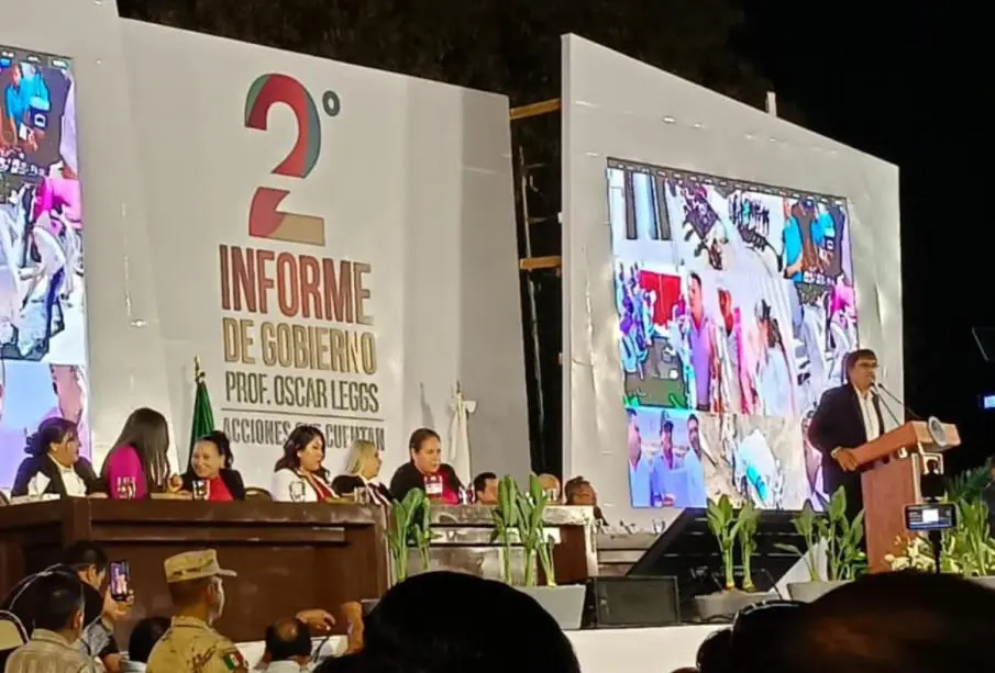 Oscar Leggs Castro en Informe de Gobierno