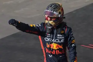 Max Verstappen festeja triunfo en Brasil