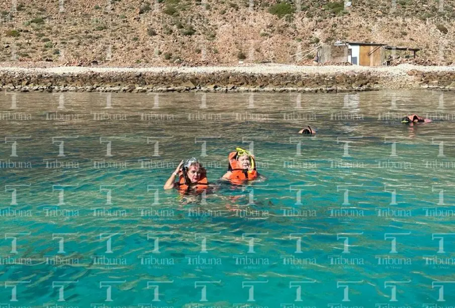 Turistas en Isla Espíritu Santo