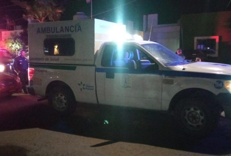 Ambulancia atendiento reporte de cuerpo sin vida