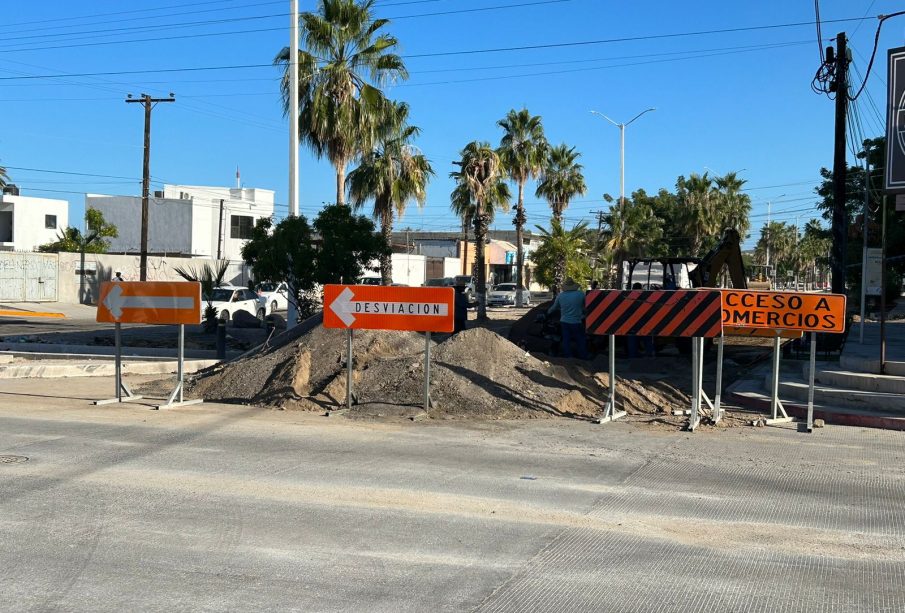 Calle cerrada por obras de pavimentación