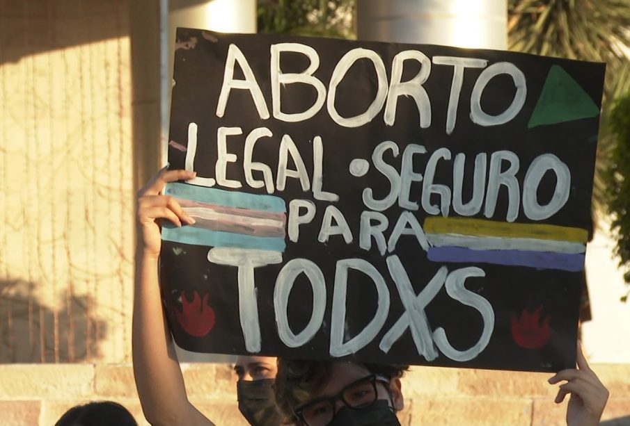 Cartulina a favor del aborto legal