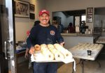 Comandante Carbajal con donas