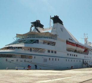 Crucero en bahía de La Paz