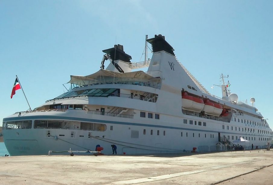 Crucero en bahía de La Paz