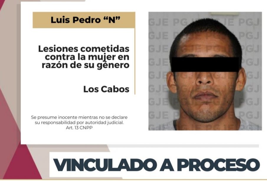 El pelador de artes marciales fue vinculado a proceso, luego de que su expareja lo acusara de agredirla