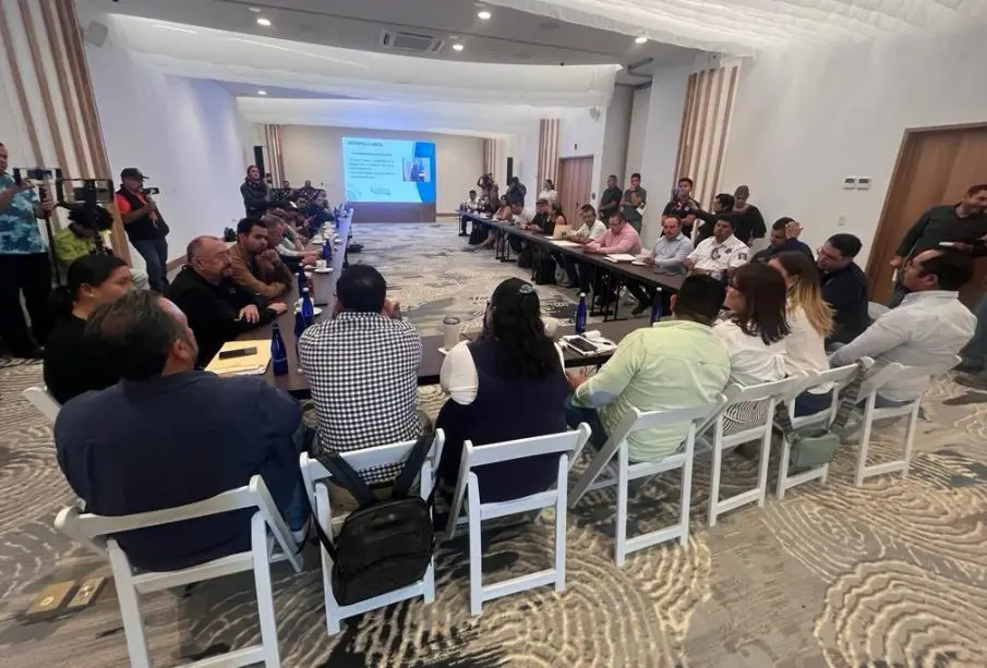 Ante miembros de la Canirac, Oomsapas Los Cabos se comprometen a mejorar la calidad en los servicios