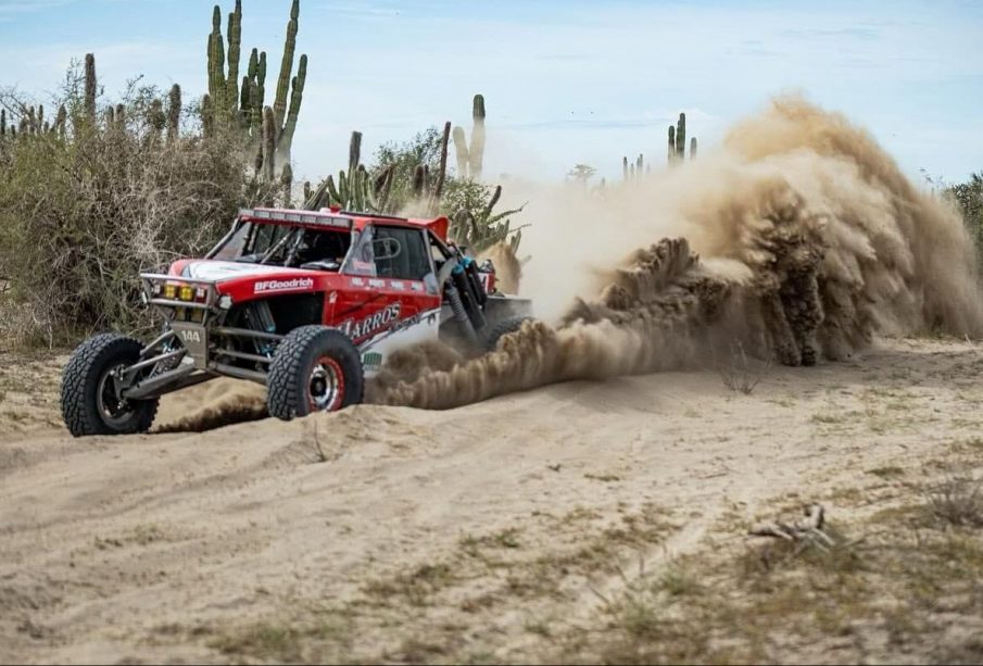 Vehículo competidor del Cabo 250 de Off-Road