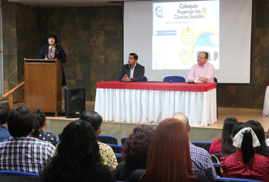 Coloquio sobre ciencias sociales