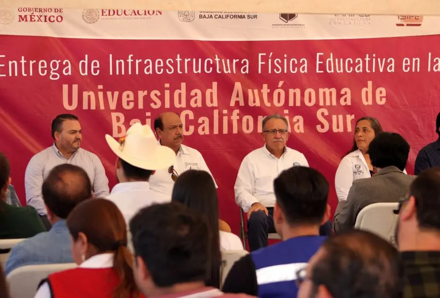 Reunión de la UABCS San Pedro