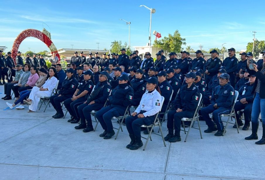 Policías de La Paz.