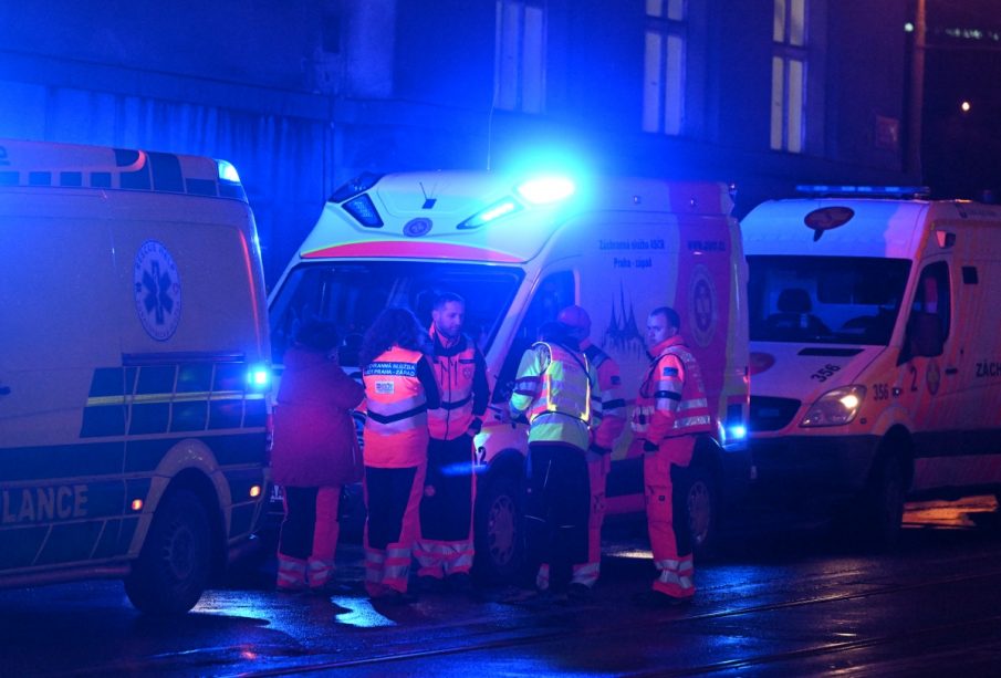 Tiroteo en Praga deja al menos 10 muertos