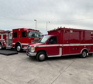 Ambulancia y unidad extintora