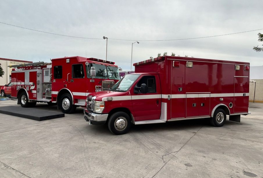 Ambulancia y unidad extintora