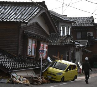 Casa destruida tras el terremoto en Japón