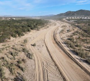 Camio de tierra en Los Cabos