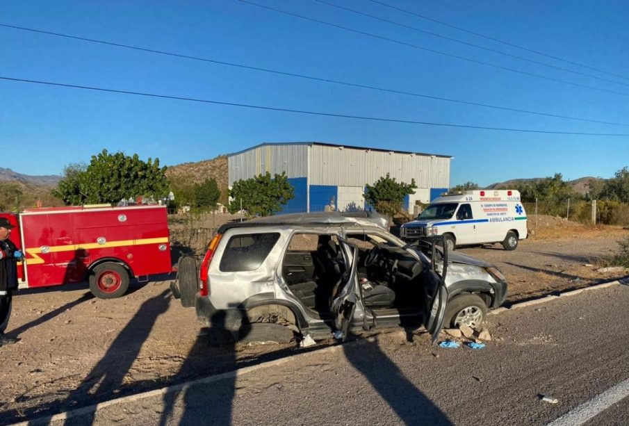 Camioneta accidentada en Loreto