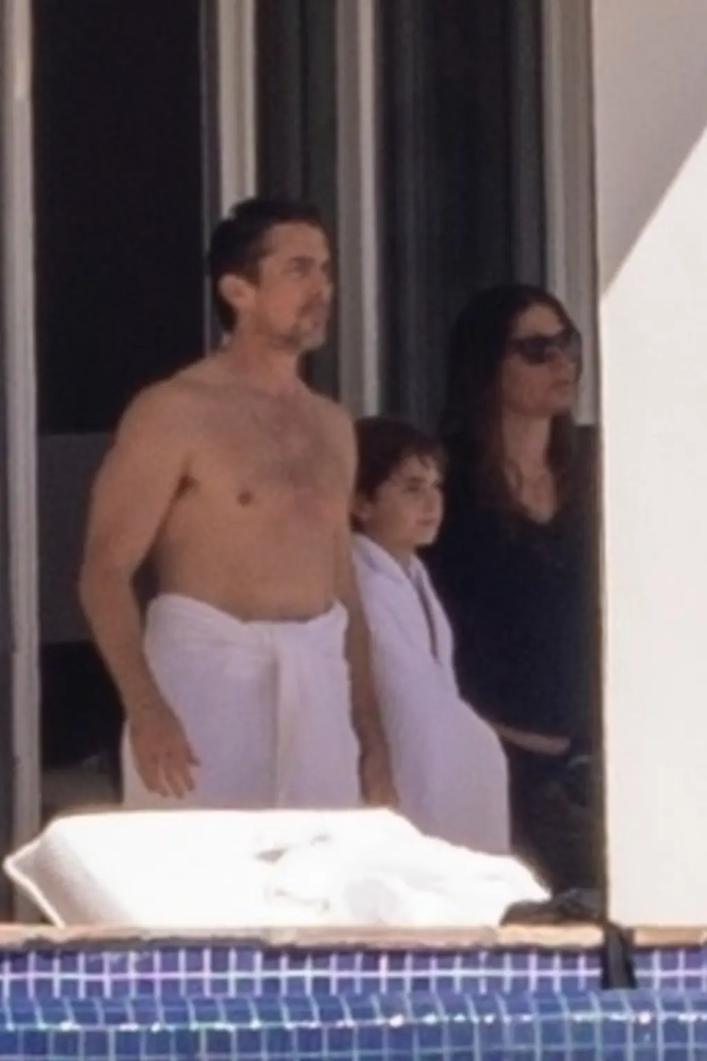 Christian Bale con su familia en Los Cabos