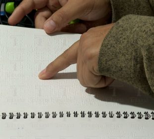 Cuaderno en braille
