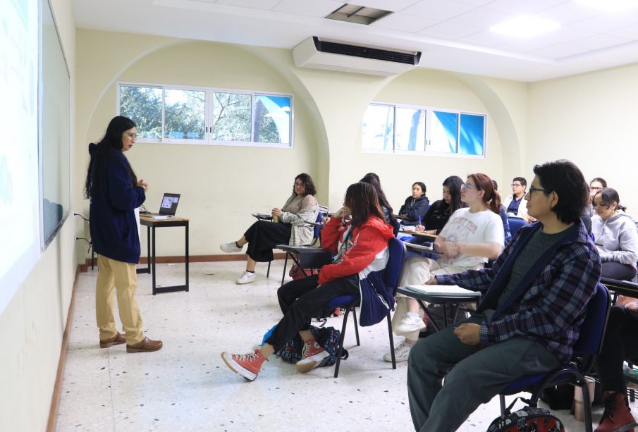 Curso de regularización en la UABCS