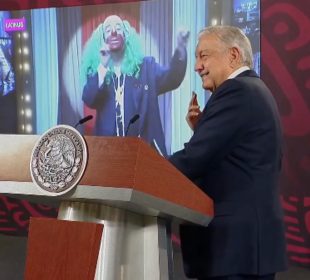 AMLO y Brozo