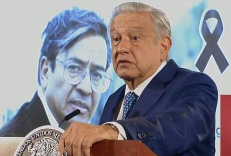 AMLO durante la mañanera de este miércoles