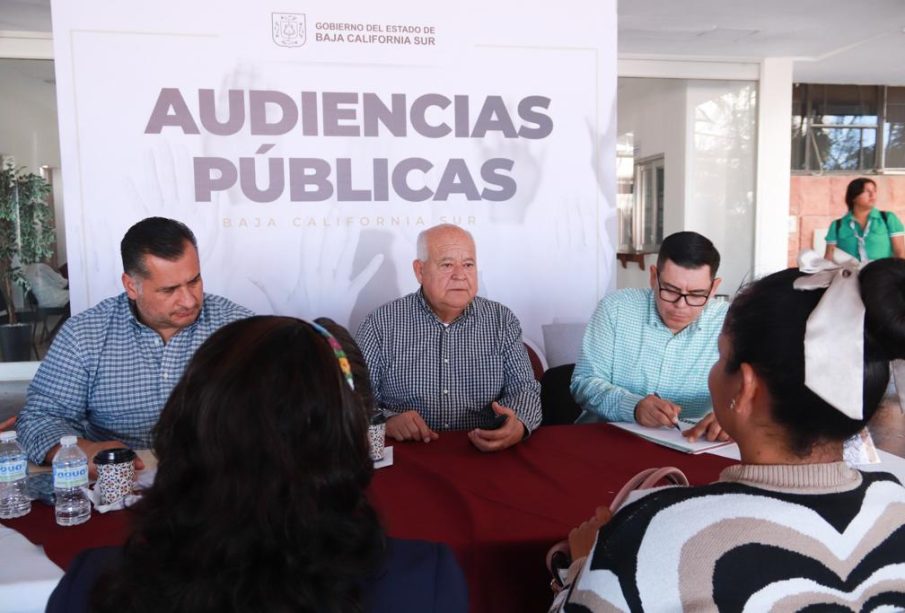 Gobernador de BCS en Audiencias Públicas