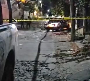 Taxista baleado y quemado en Iguala