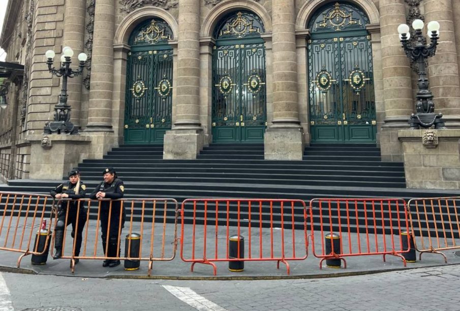 Desde temprano cercaron el Congreso de la CDMX