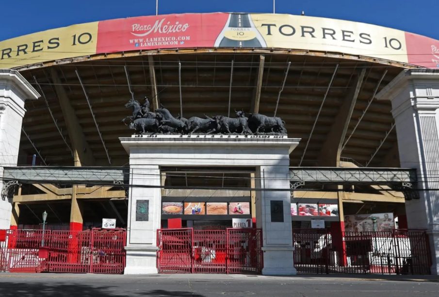 Corrida de toros en Plaza México