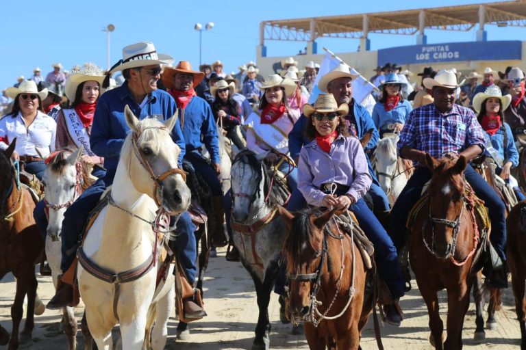 Cabalgata por las Fiestas Patronales de San José