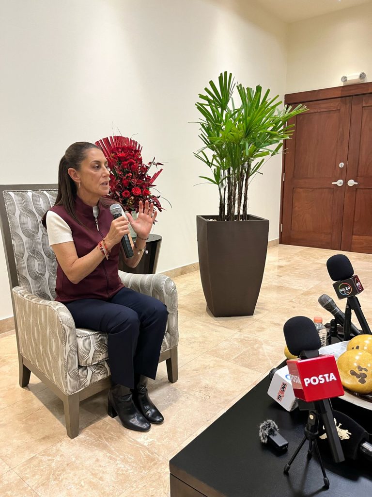 Claudia Sheinbaum en entrevista con medios de Los Cabos