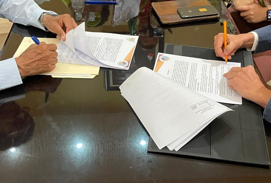 Firma de convenio del Centro Oncológico de Los Cabos