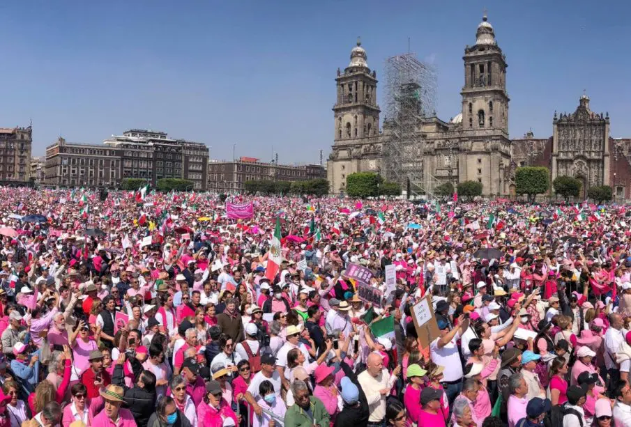 Marcha anti AMLO.