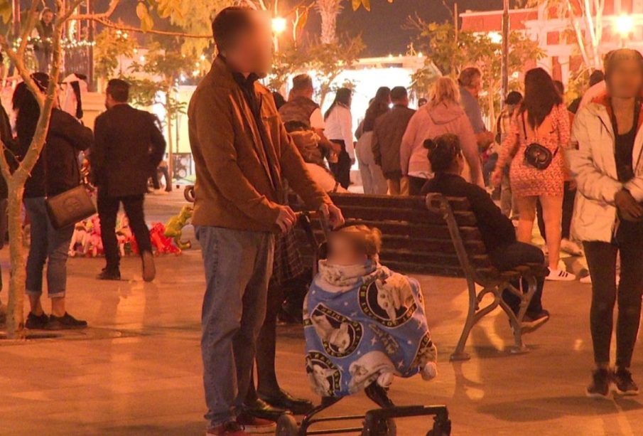 Pareja con niña en San José del Cabo