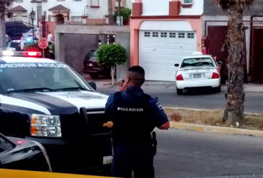 Policía en operativo en Tijuana