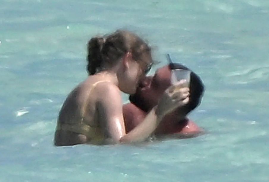 Taylor Swift y Travis Kelce disfrutan de románticas vacaciones en las Bahamas (FOTOS)